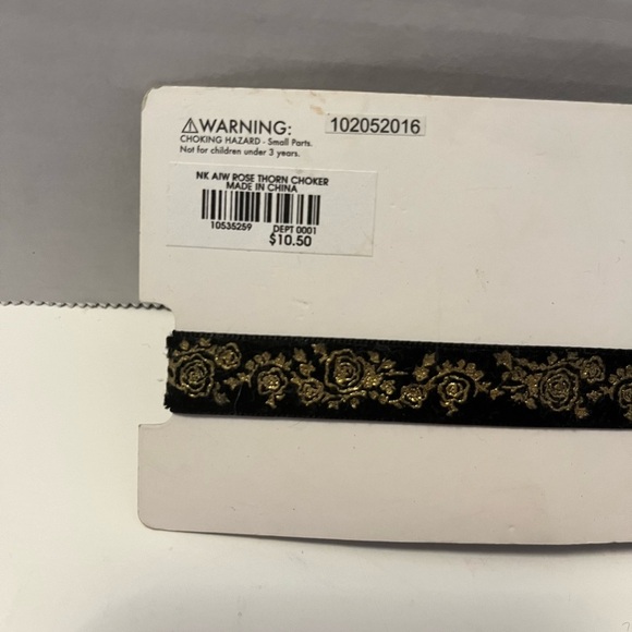 Queen of hearts neck choker - Picture 2 of 5